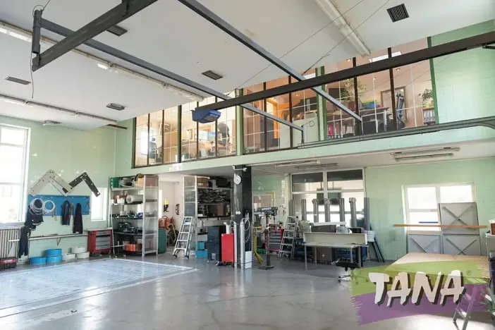 Prodej výrobních prostor, Ohrazenice, 680 m2