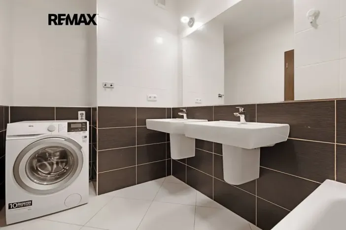 Prodej bytu 4+kk, Praha - Dolní Měcholupy, Kryšpínova, 107 m2
