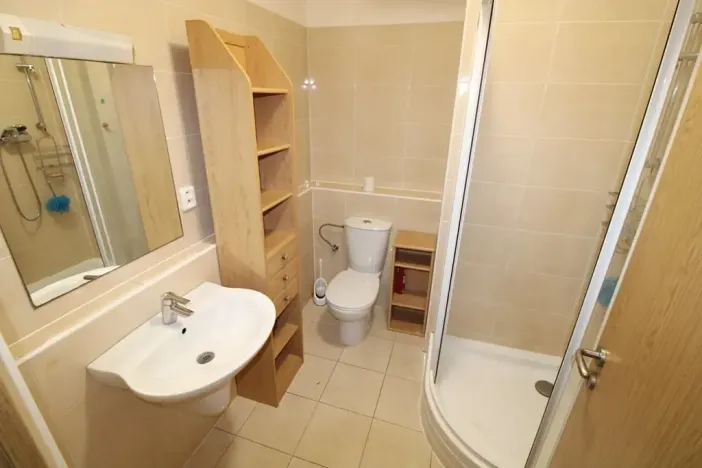 Pronájem bytu 1+kk, Praha - Libeň, Drahobejlova, 39 m2