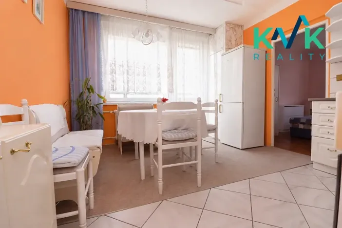 Prodej bytu 2+1, Karlovy Vary, Dvořákova, 63 m2