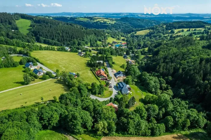 Prodej komerční nemovitosti, Benecko, 750 m2