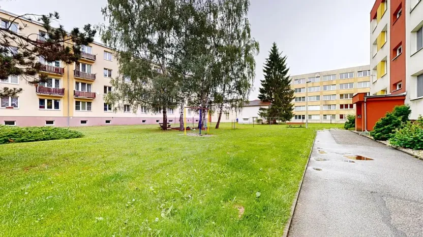 Pronájem bytu 3+1, Týnec nad Sázavou, Jílovská, 80 m2