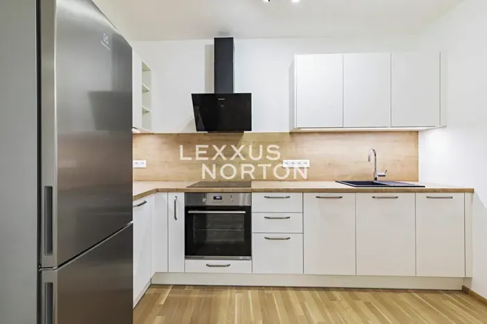 Pronájem bytu 2+kk, Praha - Nové Město, Na Poříčí, 69 m2