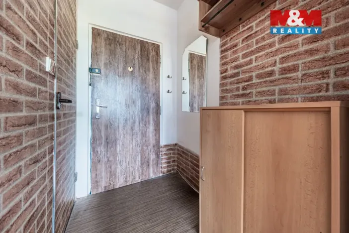 Prodej bytu 1+1, Karlovy Vary, Chomutovská, 35 m2