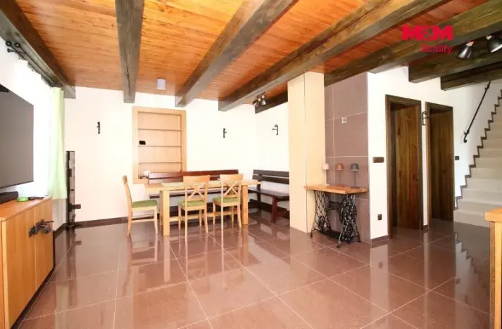 Prodej rodinného domu, Náchod - Jizbice, 149 m2