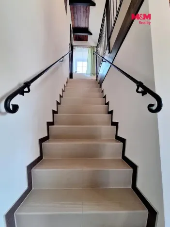 Prodej rodinného domu, Náchod - Jizbice, 149 m2