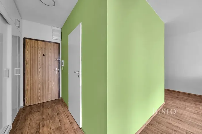 Pronájem bytu 2+kk, Praha - Michle, Ohradní, 46 m2