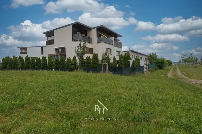 Prodej bytu 2+kk, Buštěhrad, Ořešín, 52 m2