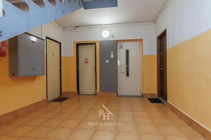 Prodej bytu 1+1, Kladno, Finská, 35 m2