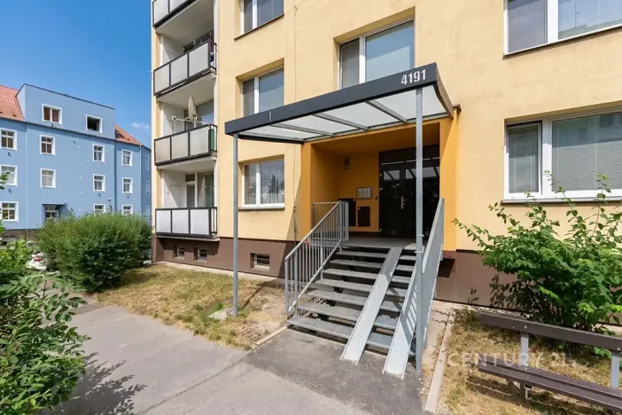 Prodej bytu 3+1, Chomutov, Jiráskova, 80 m2