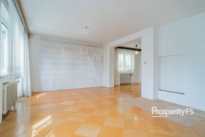 Prodej rodinného domu, Janovice, 250 m2