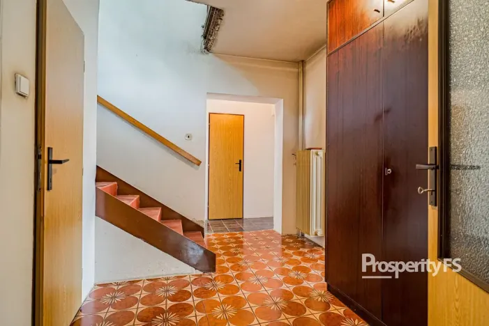 Prodej rodinného domu, Janovice, 250 m2