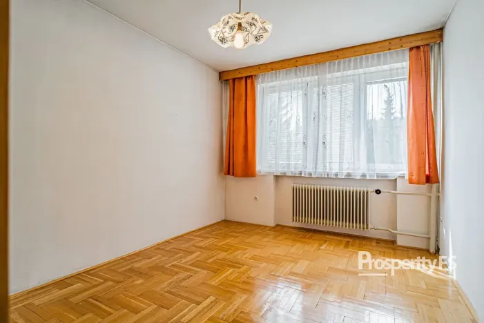 Prodej rodinného domu, Janovice, 250 m2