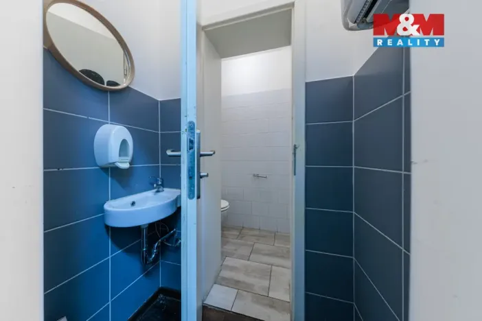 Pronájem obchodního prostoru, Karlovy Vary, Jaltská, 50 m2