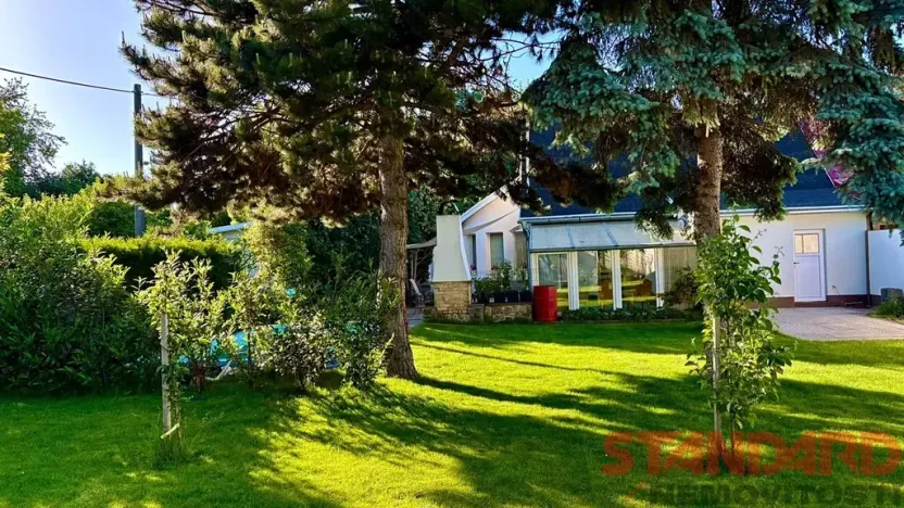 Prodej komerční nemovitosti, Chrášťany, Plzeňská, 207 m2