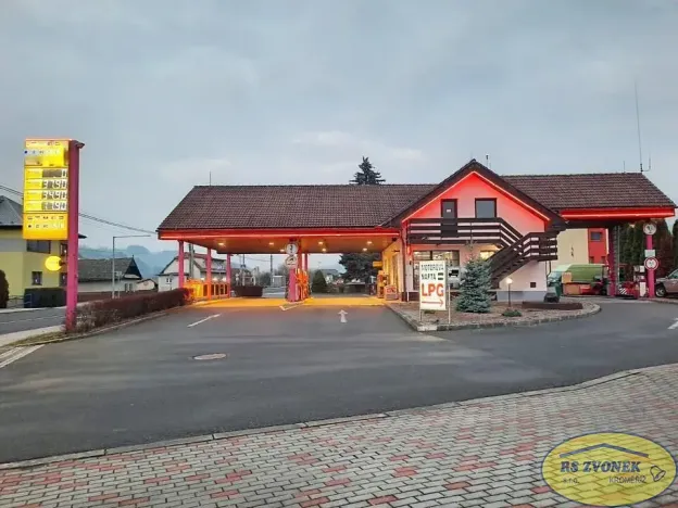 Prodej obchodního prostoru, Vsetín, 180 m2