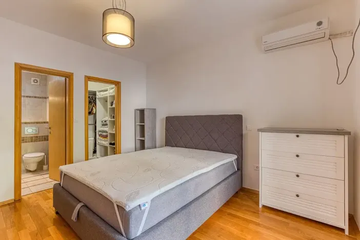 Prodej bytu 3+kk, Budva, Černá Hora, 120 m2