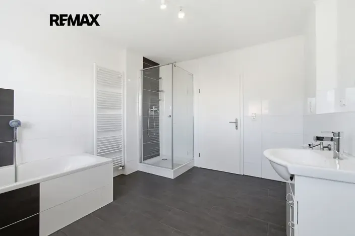 Prodej vícegeneračního domu, Kasejovice, 250 m2