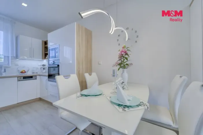 Prodej bytu 3+kk, Vochov, 60 m2