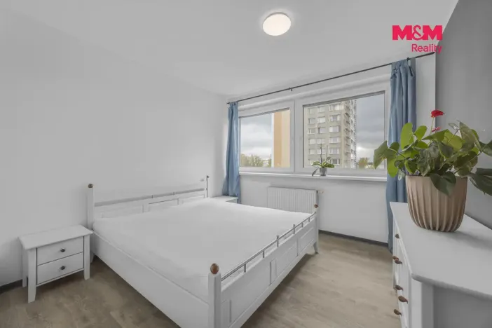 Pronájem bytu 2+kk, Pardubice - Zelené Předměstí, nábřeží Závodu míru, 58 m2