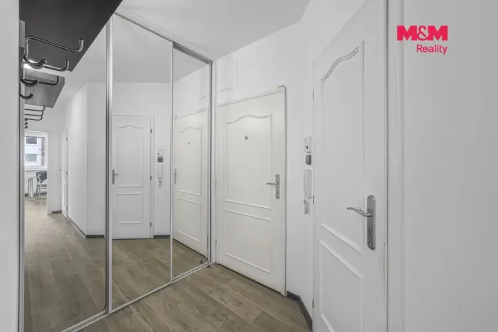Pronájem bytu 2+kk, Pardubice - Zelené Předměstí, nábřeží Závodu míru, 58 m2