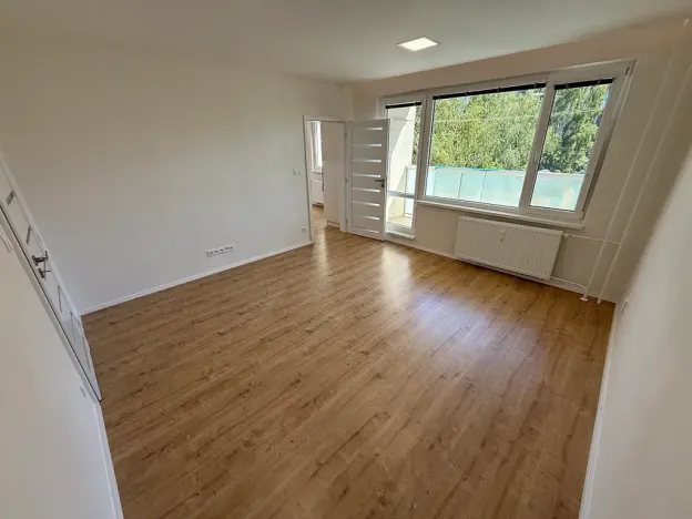 Prodej bytu 3+1, Zlín, Na Honech III, 72 m2