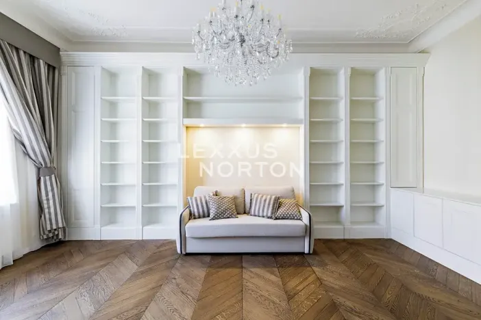 Prodej bytu 4+kk, Praha - Staré Město, Valentinská, 157 m2