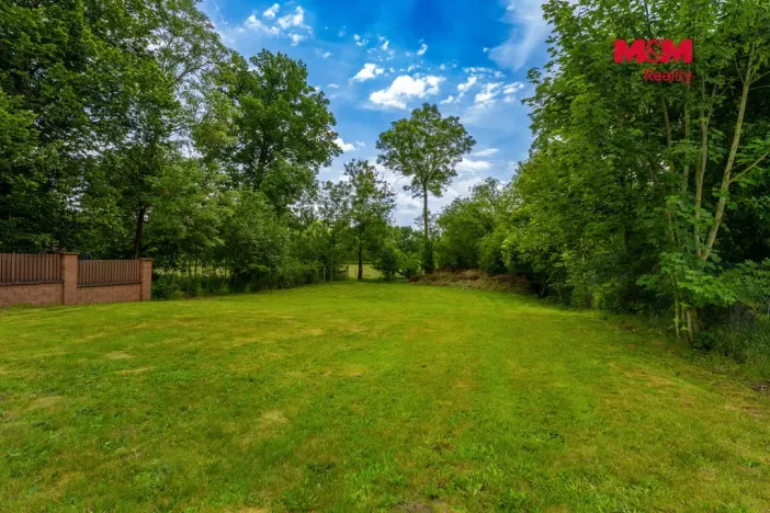 Prodej pozemku pro bydlení, Kněžmost - Koprník, 824 m2