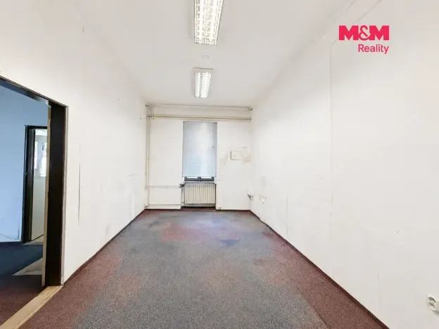 Pronájem kanceláře, Praha - Prosek, Prosecká, 113 m2