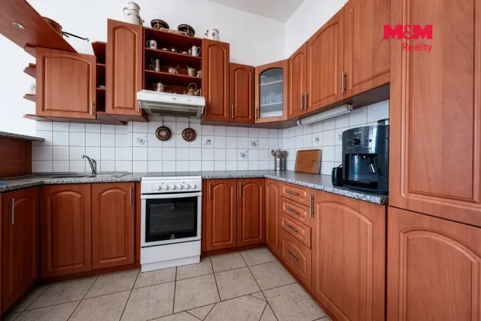 Prodej rodinného domu, Holubice - Kozinec, U Kapličky, 200 m2