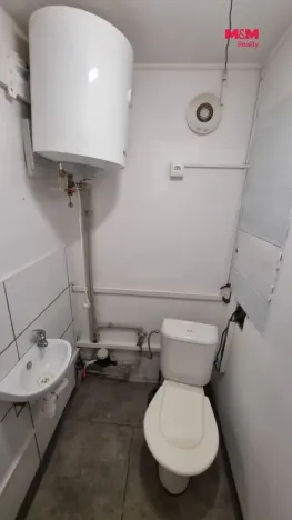 Pronájem obchodního prostoru, Český Těšín, Nádražní, 18 m2