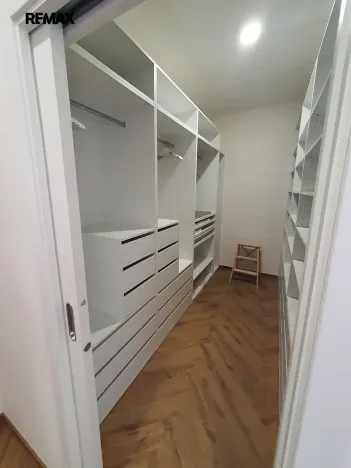 Pronájem bytu 2+kk, Praha - Žižkov, Sudoměřská, 66 m2