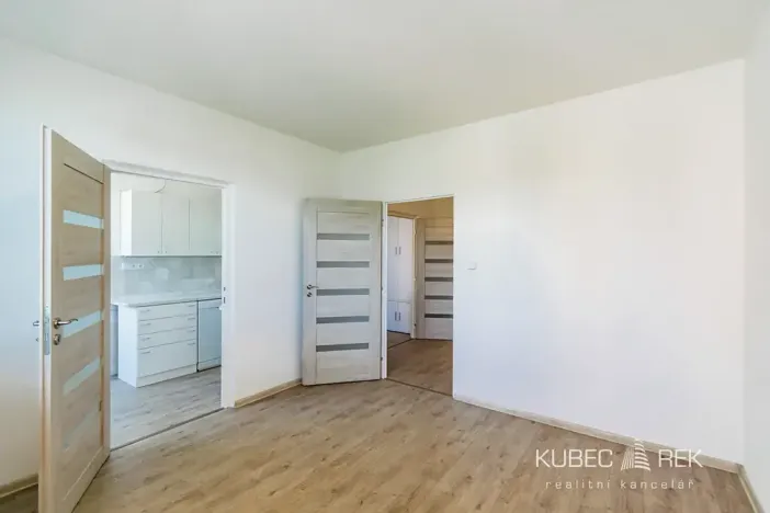 Pronájem bytu 3+1, Tábor, Helsinská, 72 m2