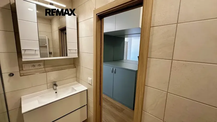 Pronájem bytu 2+kk, Praha - Stodůlky, U jezera, 43 m2