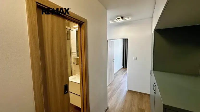 Pronájem bytu 2+kk, Praha - Stodůlky, U jezera, 43 m2