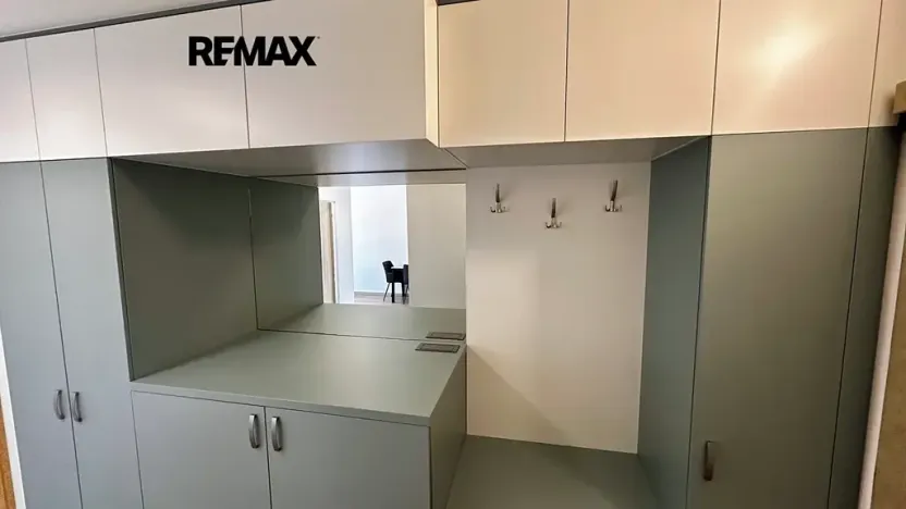 Pronájem bytu 2+kk, Praha - Stodůlky, U jezera, 43 m2