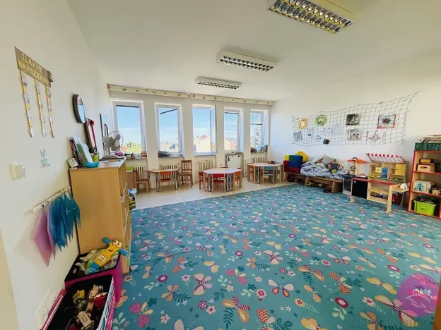 Pronájem kanceláře, Dolany, 110 m2