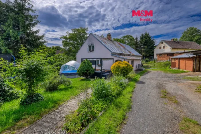 Prodej rodinného domu, Bor - Holostřevy, 200 m2