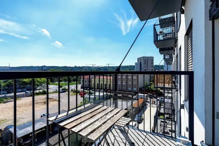 Prodej bytu 2+kk, Praha - Holešovice, V háji, 46 m2