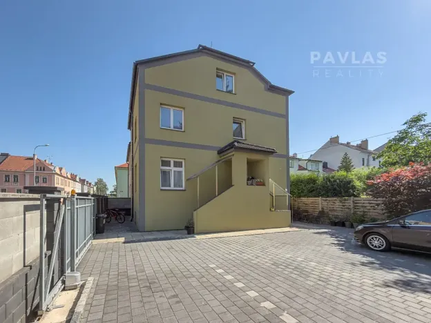 Pronájem bytu 3+1, České Budějovice, Jírovcova, 77 m2