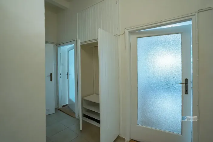 Pronájem bytu 2+1, Praha - Vršovice, Vršovická, 56 m2