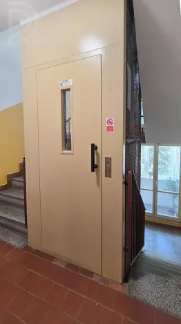 Pronájem bytu 1+1, Praha - Letňany, Dobratická, 31 m2