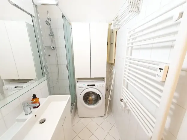 Pronájem bytu 1+kk, Praha - Vinohrady, Mikovcova, 30 m2