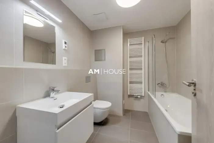 Pronájem bytu 2+kk, Praha - Strašnice, Zvěřinova, 57 m2