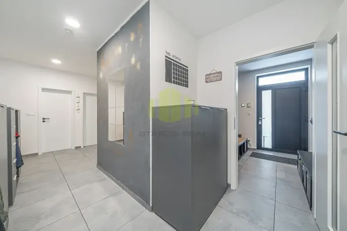 Prodej rodinného domu, Ústín, 128 m2