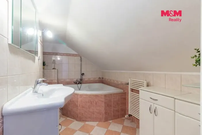 Prodej bytu 3+kk, Praha - Vršovice, Sportovní, 89 m2