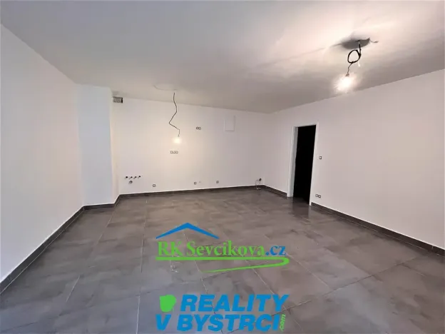 Pronájem obchodního prostoru, Brno, 32 m2