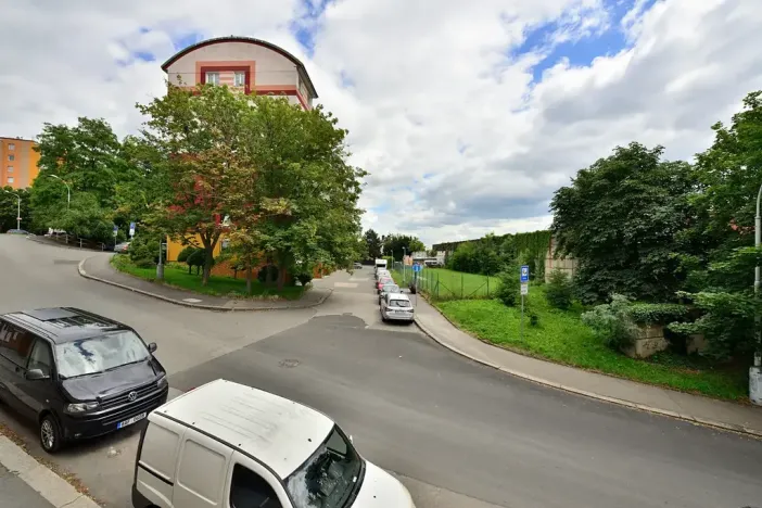 Pronájem bytu 3+kk, Praha - Kobylisy, Na Stírce, 82 m2