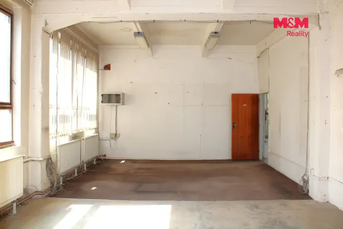 Pronájem výrobních prostor, Nová Paka, Kotíkova, 330 m2