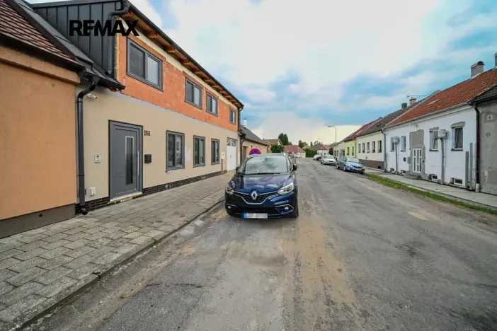 Pronájem bytu 2+1, Poděbrady, Na Hrázi, 47 m2